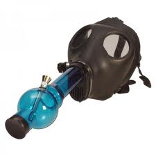 bong máscara de gas para fumar